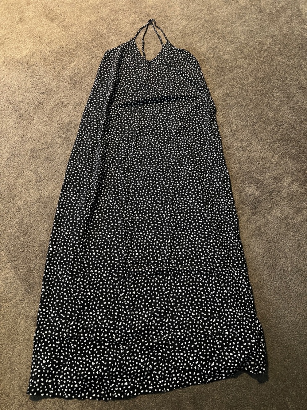 Black and White Cross Strap Maxi Dress